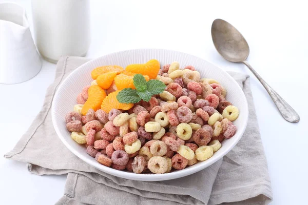 Cereales Con Fresas Leche —  Fotos de Stock