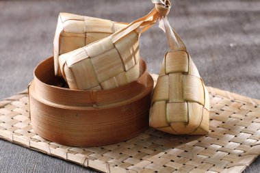 Çin haşlanmış pirinç köfte