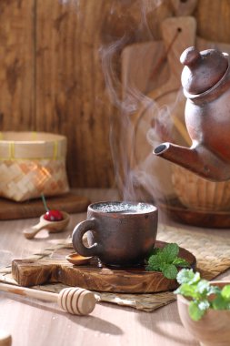 Sıcak çay, sıcak içecek ve sıcak içecek.