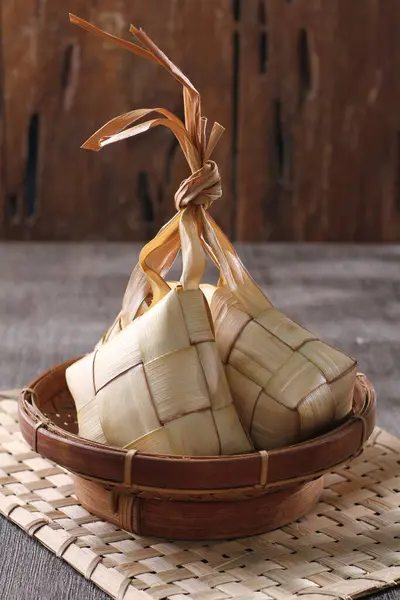 Bolinho Chinês Cozido Vapor Com Alho Bambu — Fotografia de Stock