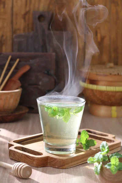 Gorąca Zielona Herbata Cytryną Miętą — Zdjęcie stockowe