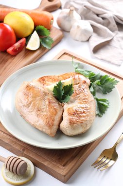 Sebzeli tavuk göğsü