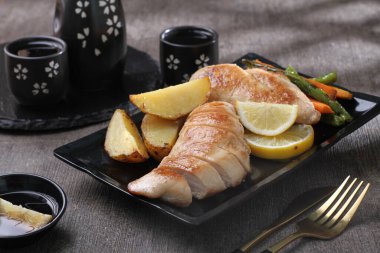 Limonlu ızgara somon