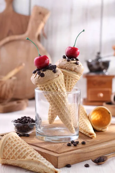 Waffle Cones Ice Creams — Stock Photo, Image