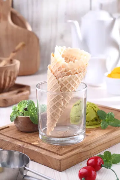 Морозиво Вафельній Чашці — стокове фото