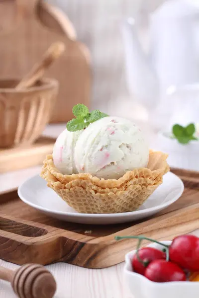 Zmrzlina Vaflí Mátou — Stock fotografie