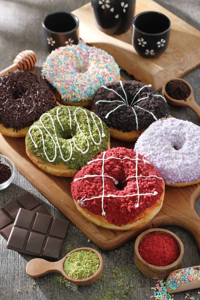 Sortimento Donuts Coloridos — Fotografia de Stock