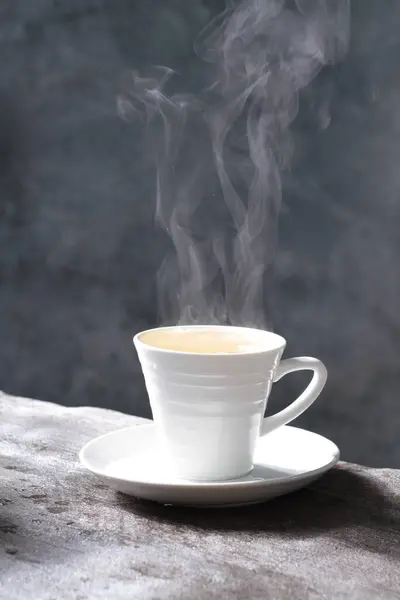 Beyaz Fincan Sıcak Kahve — Stok fotoğraf