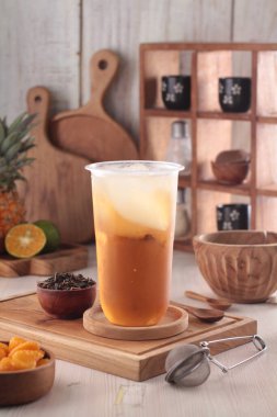 Taze ve lezzetli çay.