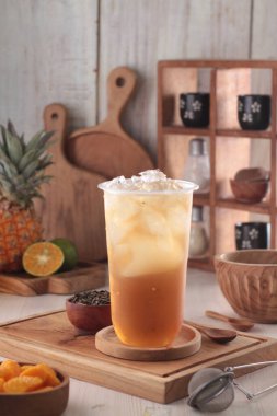 iced coffee with ice and milk