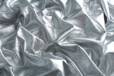 Buruşmuş gümüş folyo dokusu arkaplanı