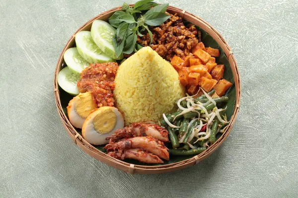 Thai Food Rice Shrimp Vegetables — Stock Photo, Image