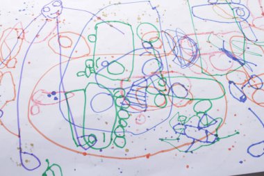 beyaz kağıda çizim.