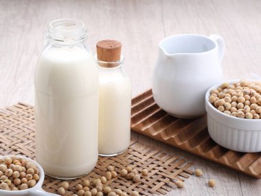 soya tohumlu soya sütü