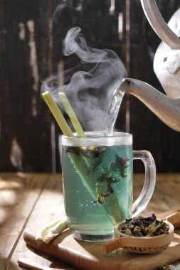 yeşil çay limon ve nane