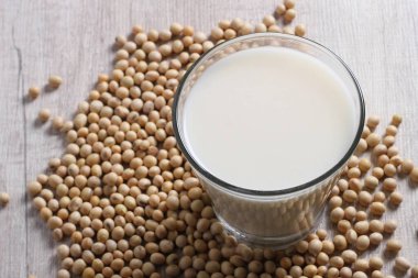 Soya fasulyeli soya sütü.