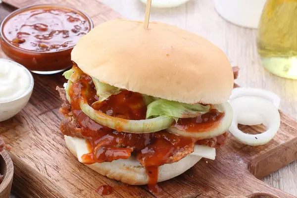 Gegrillter Chicken Burger Amerikanisches Essen — Stockfoto