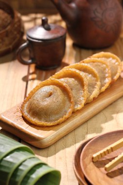 Susamlı Çin ay pastası.