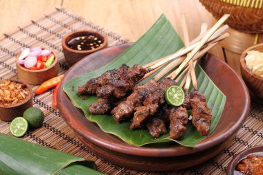 Yemek fotoğrafçılığı, yiyeceklerin güzel, ağız sulandırıcı görüntülerini yakalamaya odaklanan bir fotoğraf türüdür. İster bir yemek kitabı için olsun