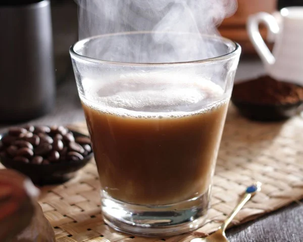 Buzlu Kahve Fincanı Sıcak Içecek — Stok fotoğraf