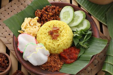 Domuz etli pilav çok lezzetlidir.