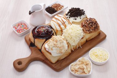 çeşitli dondurma çeşitleri.