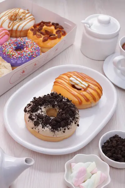 Verschillende Soorten Donuts — Stockfoto