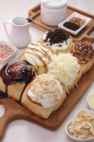 Lezzetli ve lezzetli çörekler