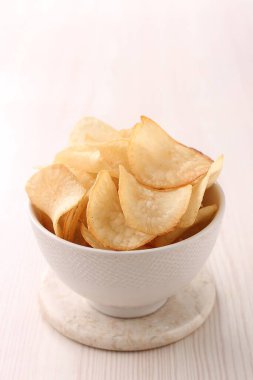 Kavanozda cips.