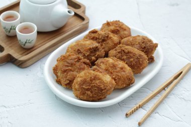 Soya soslu kızarmış köfte.