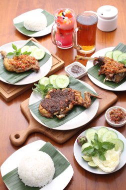 Domuz eti ve sebzeli pirinç.