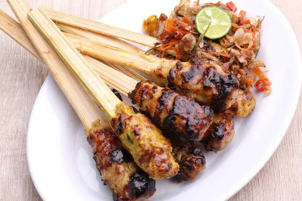 Chicken Satay Mit Sauce Ist Köstlich — Stockfoto