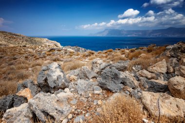 Beton, Yunan adaları, yazın güzel deniz manzarası.