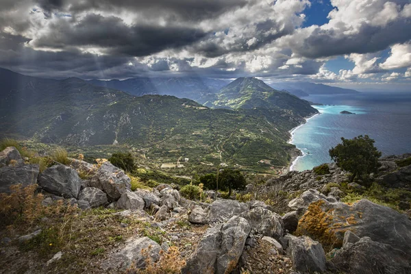 Krajina Pobřeží Řeckého Ostrova Evia Krásný Výhled Moře Hory Slunečného — Stock fotografie