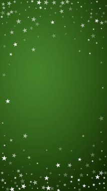 Yılbaşı arka planında kar yağışı var. İnce uçan kar taneleri ve yeşil arka plandaki yıldızlar. Karlı bayram örtüsü. Dikey vektör illüstrasyonu.