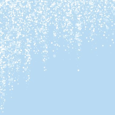 Karlı bir Noel geçmişi var. Hafif uçan kar taneleri ve açık mavi kış arka planındaki yıldızlar. Narin, tatlı, karlı bir Noel. Kare vektör illüstrasyonu.