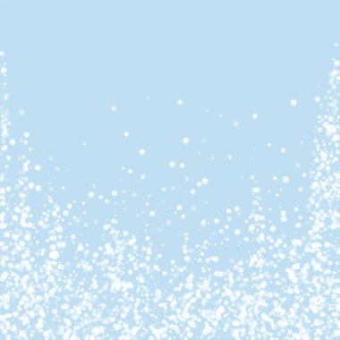Yılbaşı arkaplanında kar taneleri yağıyor. Hafif uçan kar taneleri ve açık mavi kış arka planındaki yıldızlar. Çok güzel düşen kar taneleri. Kare vektör illüstrasyonu.