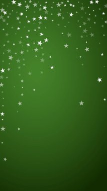 Yılbaşı arka planında kar yağışı var. İnce uçan kar taneleri ve yeşil arka plandaki yıldızlar. Karlı bayram örtüsü. Dikey vektör illüstrasyonu.