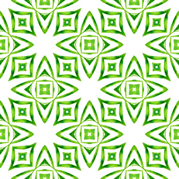 緑の幾何学的なシェブロン水彩境界 緑のフェッチBohoシックな夏のデザイン シェブロン水彩柄 繊維準備ができて豪華なプリント 水着生地 — ストック写真