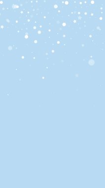 Yılbaşı arkaplanında kar taneleri yağıyor. Hafif uçan kar taneleri ve açık mavi kış arka planındaki yıldızlar. Çok güzel düşen kar taneleri. Dikey vektör illüstrasyonu.