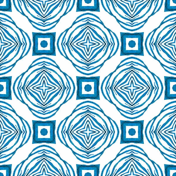 民族の手描きのパターン ブルー洞察力のあるBohoシックな夏のデザイン 水彩夏の民族の国境パターン 繊維準備ができて快適なプリント 水着生地 — ストック写真