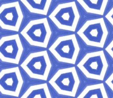 Madalyon pürüzsüz desen. İndigo simetrik kaleydoskop arka planı. Suluboya madalyonu, pürüzsüz fayans. Tekstil hazır nefes kesici baskı, mayo kumaş, duvar kağıdı, ambalaj..