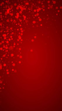 Yılbaşı arkaplanında kar taneleri yağıyor. İnce uçan kar taneleri ve kırmızı arka plandaki yıldızlar. Çok güzel düşen kar taneleri. Dikey vektör illüstrasyonu.