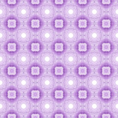 Elle boyanmış suluboya kenar. Mor pozitif boho şık yaz tasarımı. Tekstil hazır stil baskısı, mayo kumaş, duvar kağıdı, ambalaj. Döşemeli suluboya arkaplan.