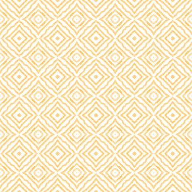 Dokulu çizgili desen. Sarı simetrik kaleydoskop arka planı. Tekstil hazır, kayda değer baskı, mayo kumaş, duvar kağıdı, ambalaj. Moda desenli çizgiler tasarımı.