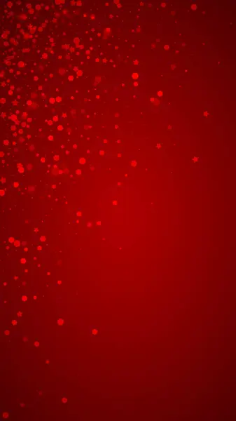 雪のクリスマスの背景 クリスマスの赤い背景に小さな飛行雪のフレークと星 繊細な甘い雪のクリスマス 垂直ベクトル図 — ストックベクタ