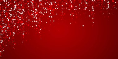 Yılbaşı arka planında kar yağışı var. İnce uçan kar taneleri ve kırmızı arka plandaki yıldızlar. Karlı bayram örtüsü. Geniş vektör illüstrasyonu.