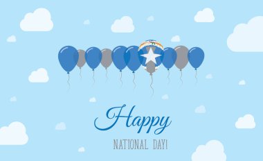 Kuzey Mariana Adaları Bağımsızlık Günü Vatansever Posteri. Amerikan Bayrağının Renklerindeki Balonlar. Ulusal Bayrak, Mavi Kayak ve Bulutlu Tebrik Kartı.