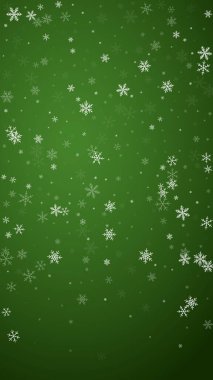 Güzel kar yağışı arkaplanı. İnce uçan kar taneleri ve yeşil arka plandaki yıldızlar. Güzel kar yağışı şablonu. Dikey vektör illüstrasyonu.