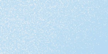 Sihirli kar yağışı arkaplanı. Hafif uçan kar taneleri ve açık mavi kış arka planındaki yıldızlar. Sihirli yağan kar tatili manzarası. Geniş vektör illüstrasyonu.